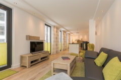02-Wohnzimmer