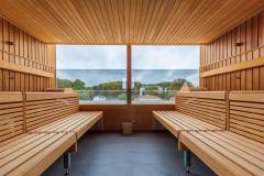 06-Sauna_mit_Blick_nach_draussen